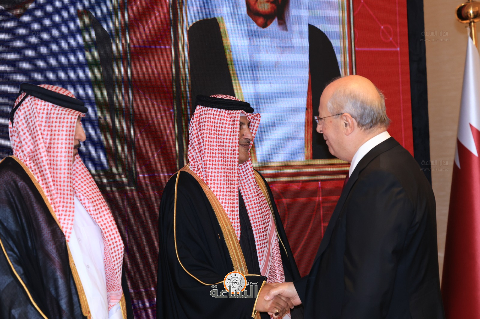 Madar Al-Saa Images 0.06551906684506803