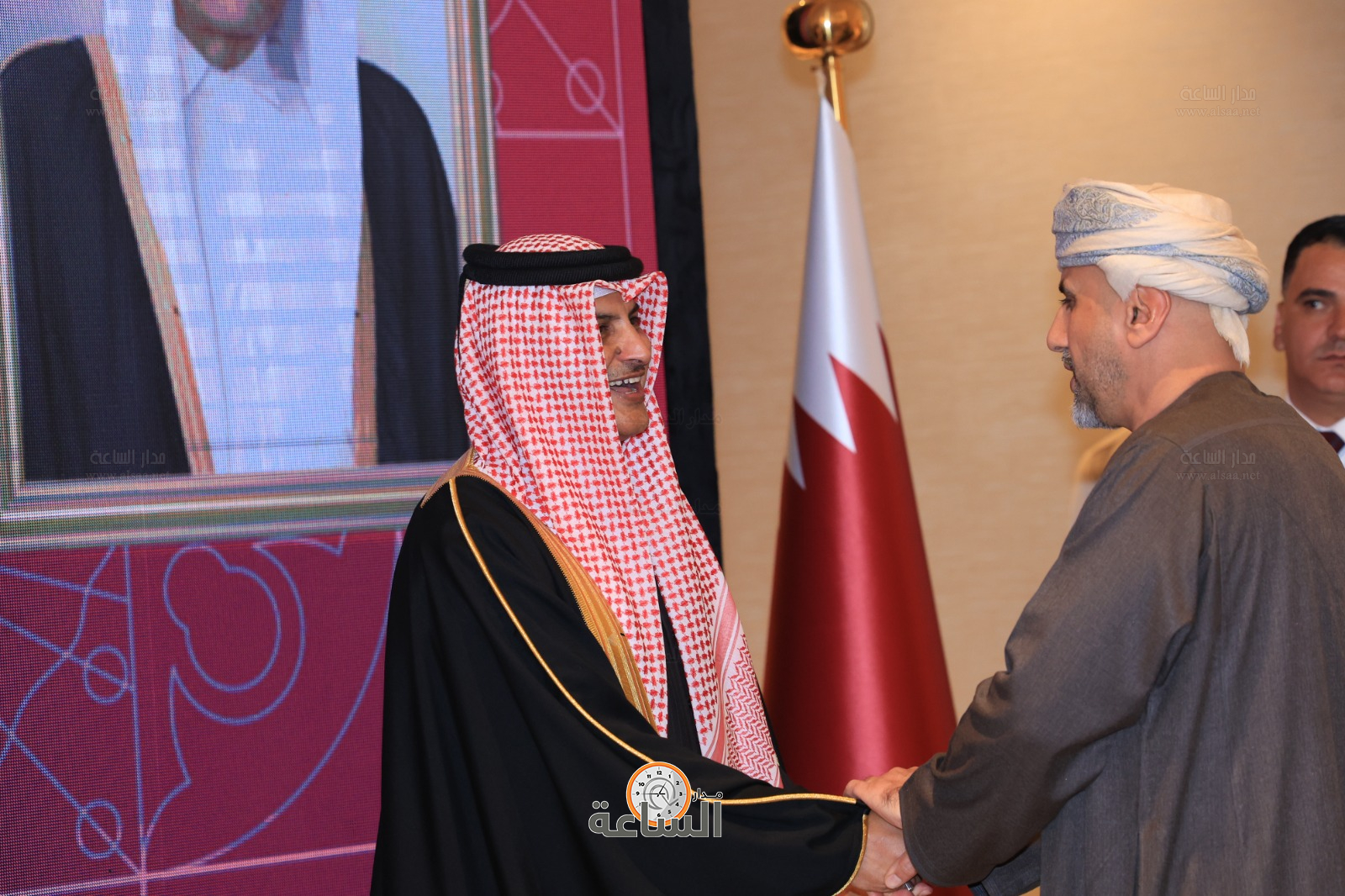 Madar Al-Saa Images 0.46134457777470006