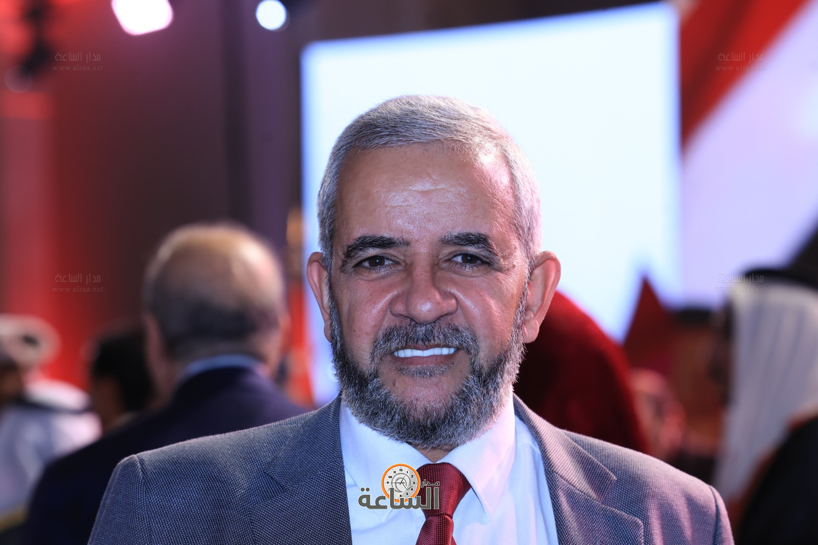 Madar Al-Saa Images 0.41007500981841283