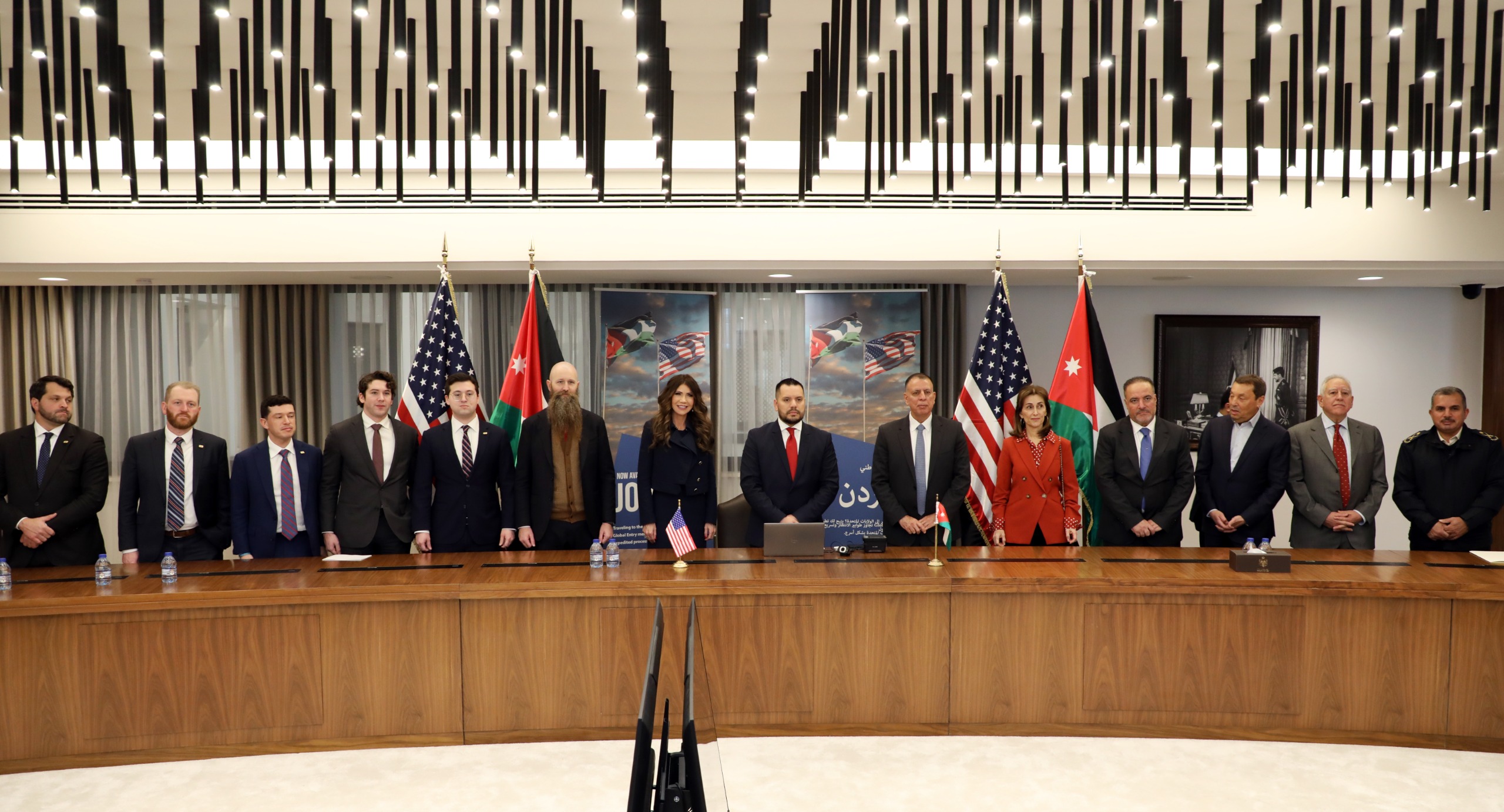 Madar Al-Saa Images 0.3002179450663486