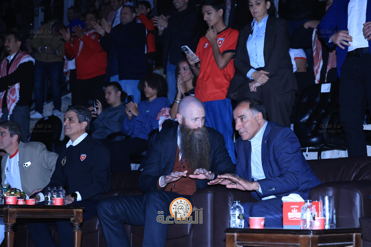 Madar Al-Saa Images 0.6648054838313251