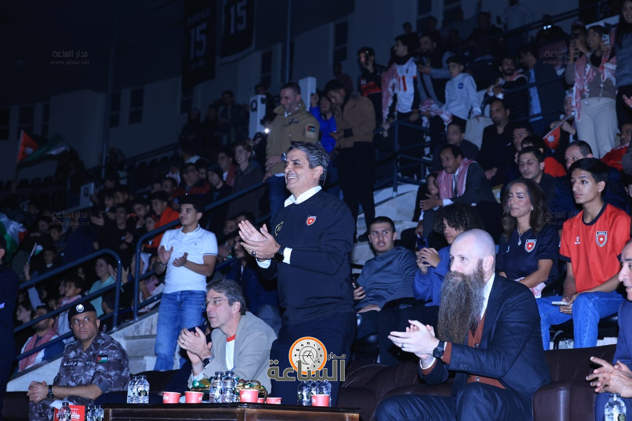 Madar Al-Saa Images 0.04138557943907584