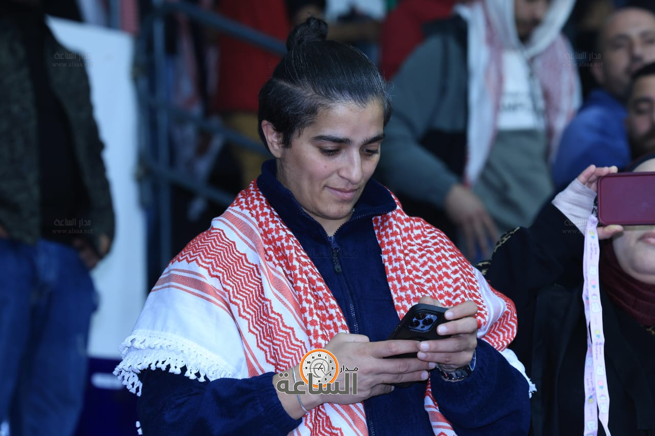 Madar Al-Saa Images 0.0977032123793099