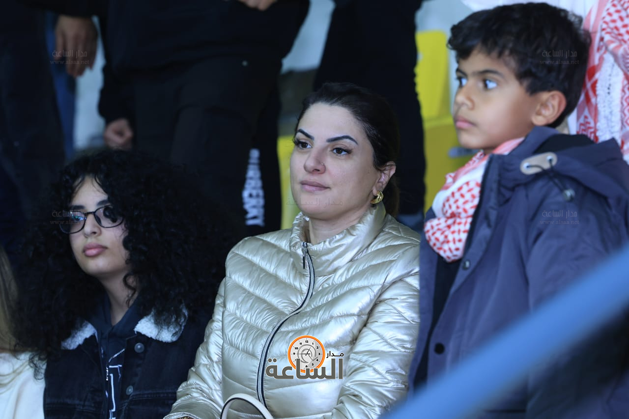 Madar Al-Saa Images 0.9980869612795978