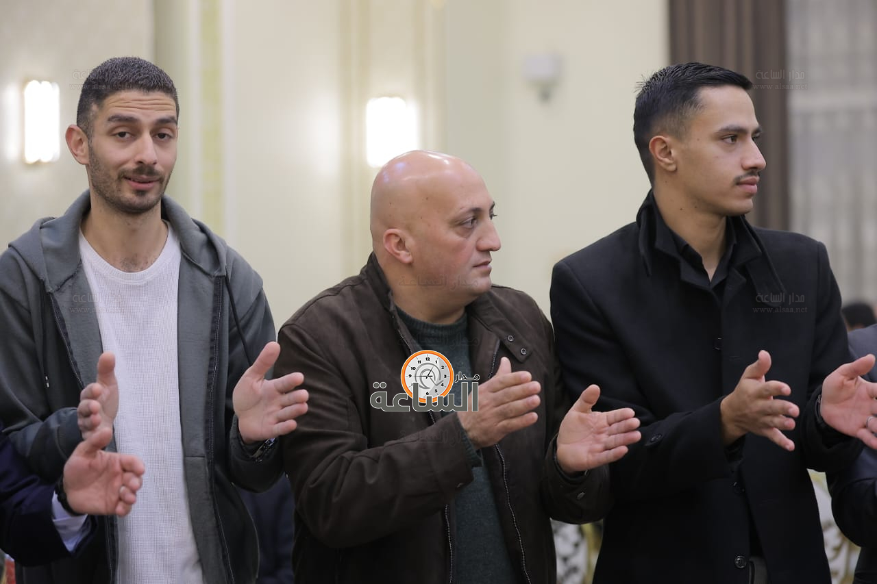 Madar Al-Saa Images 0.8843058651328882