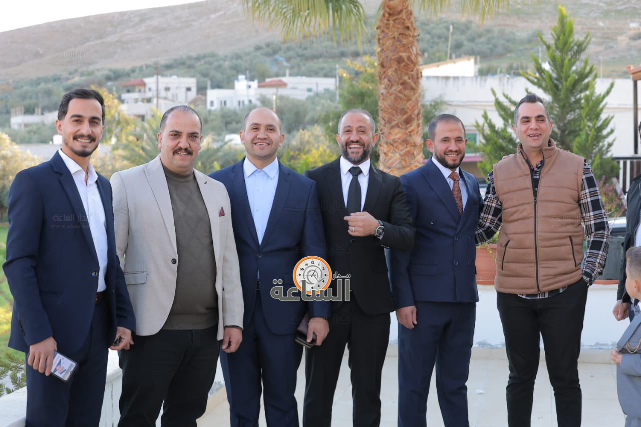 Madar Al-Saa Images 0.8762973330883677