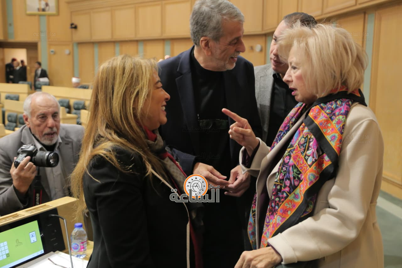 Madar Al-Saa Images 0.6639846065431212