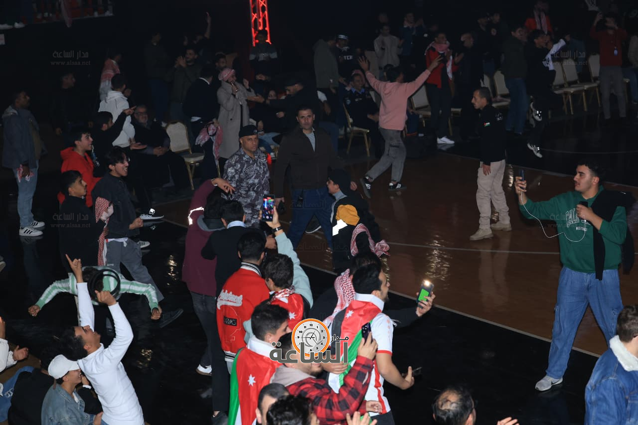 Madar Al-Saa Images 0.9229490630849483