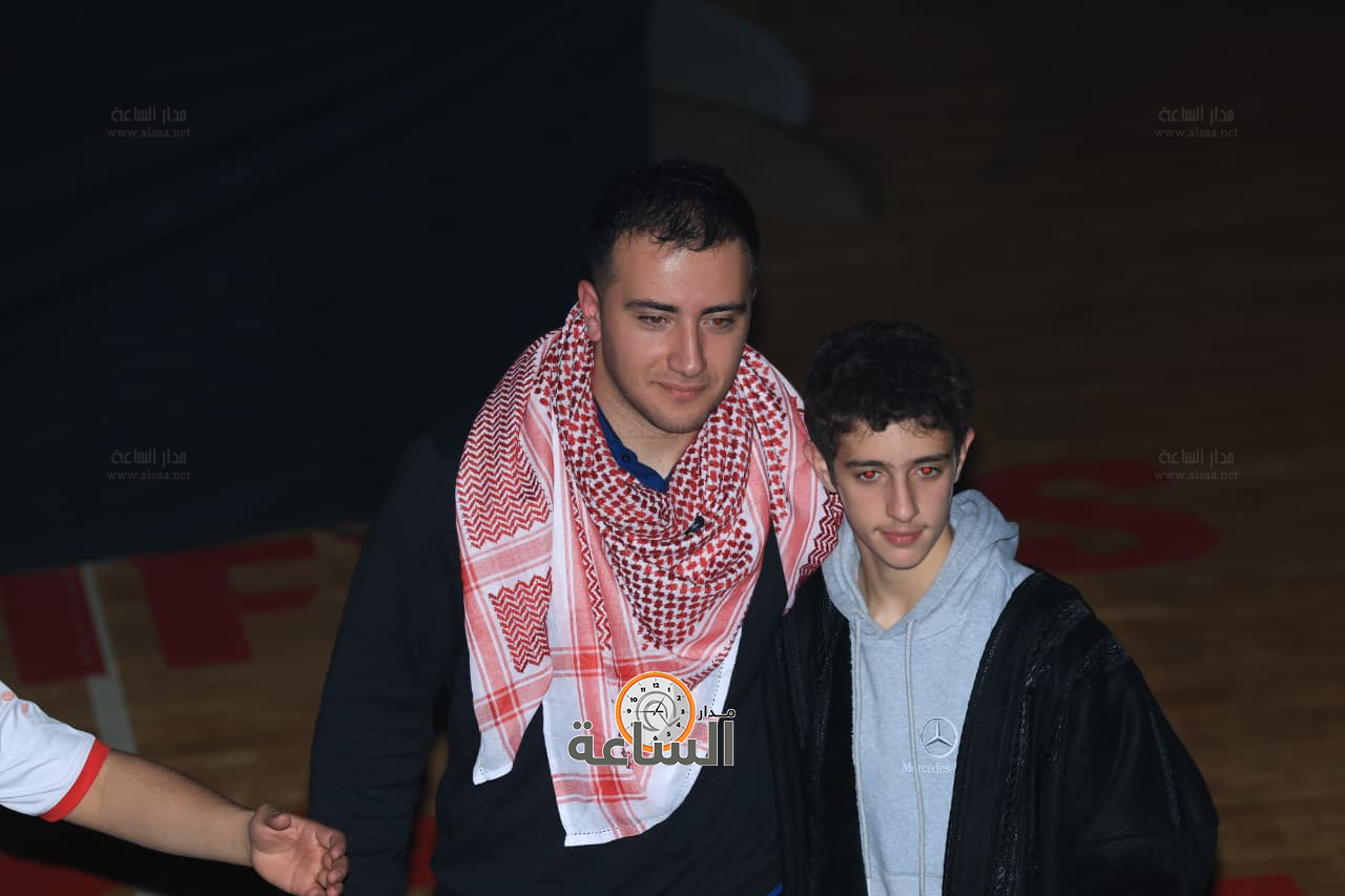 Madar Al-Saa Images 0.775973541158067