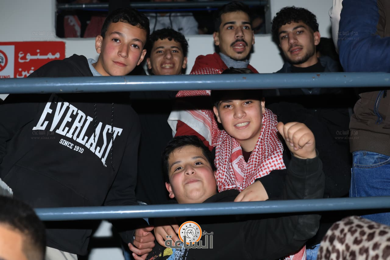 Madar Al-Saa Images 0.17672779940536987