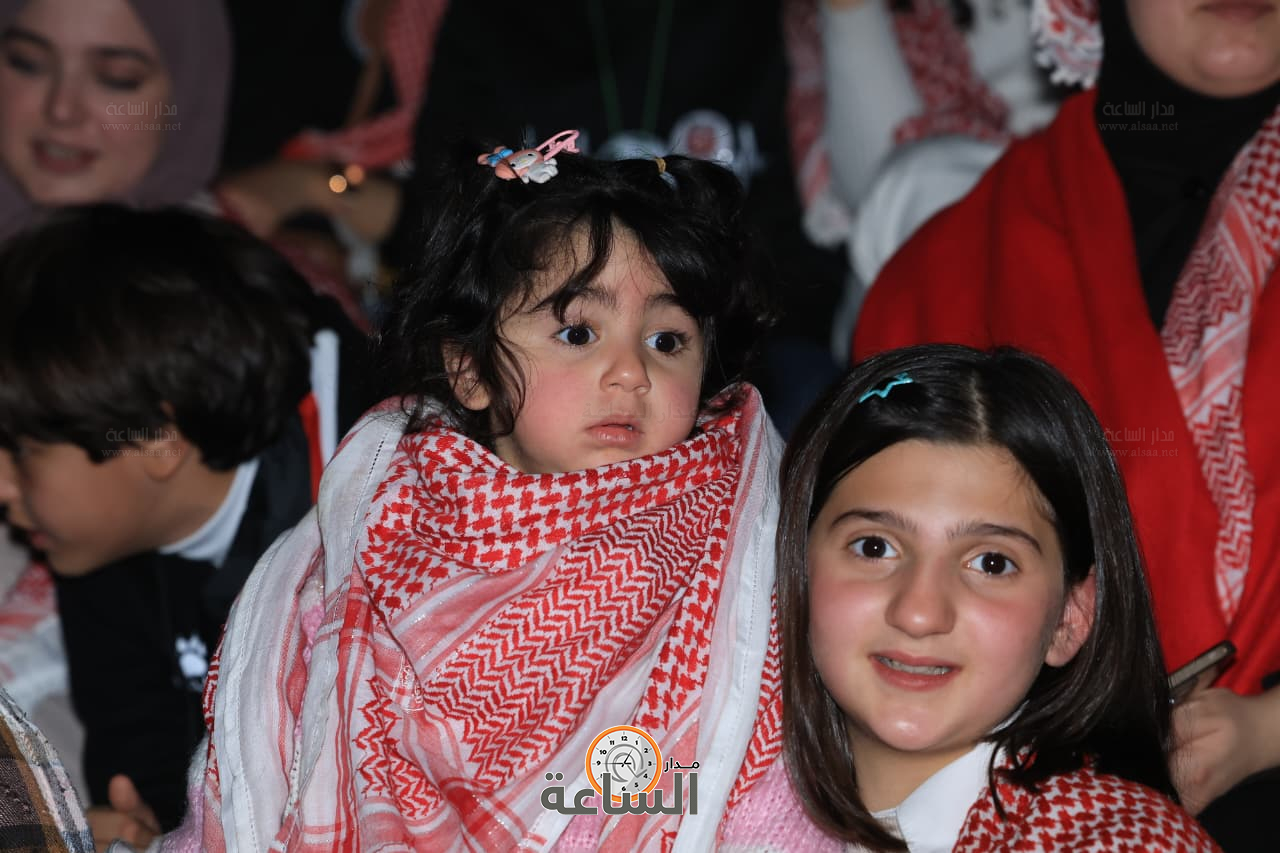 Madar Al-Saa Images 0.7791423755502628