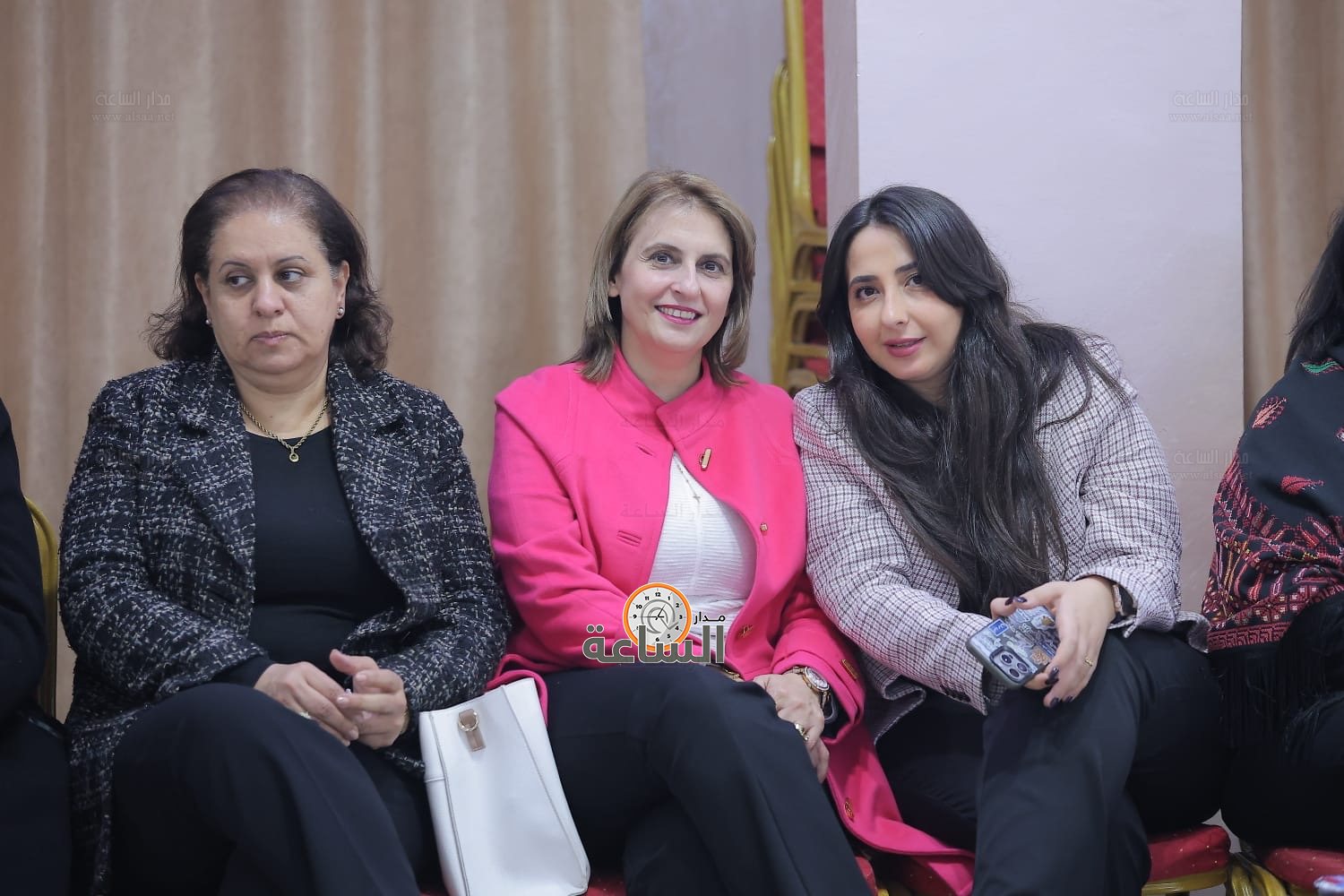 Madar Al-Saa Images 0.8567549183990802