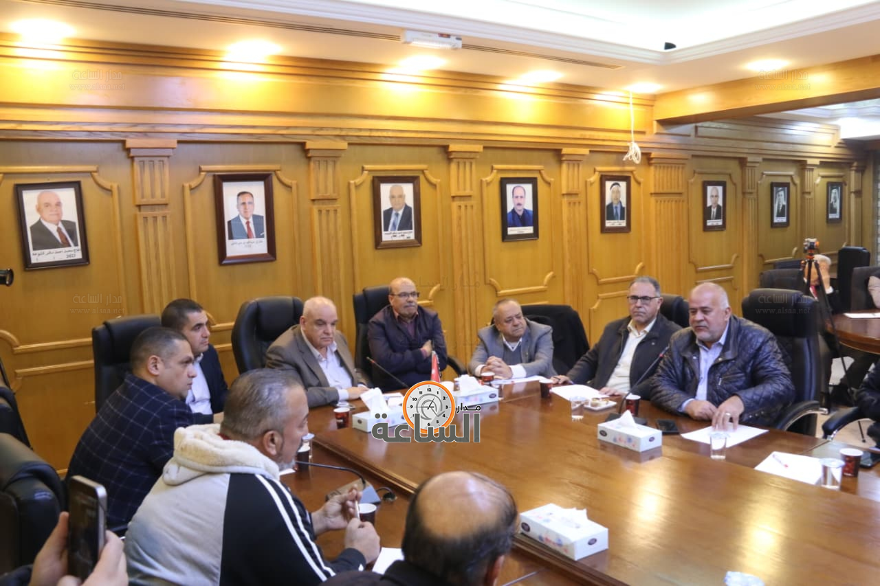 Madar Al-Saa Images 0.43484136222680814