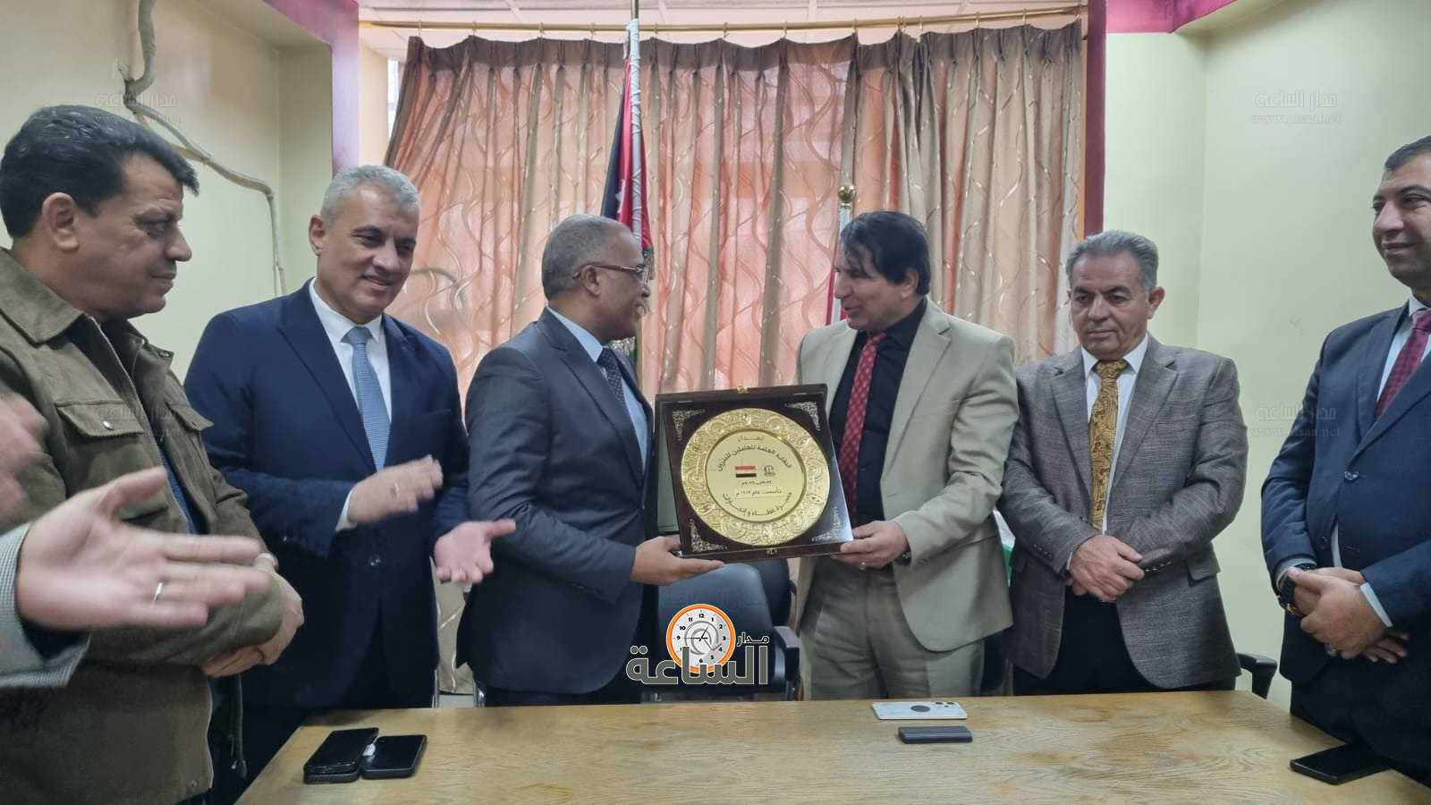 Madar Al-Saa Images 0.4634858170656052