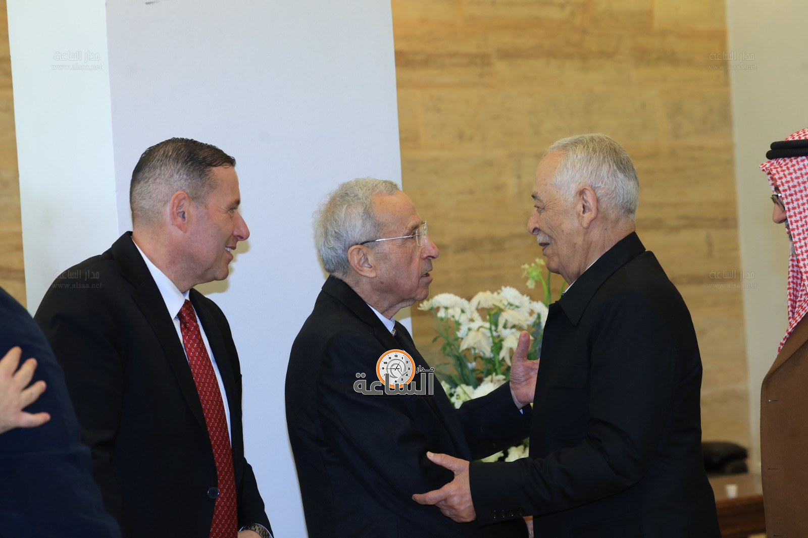 Madar Al-Saa Images 0.1791067698593165