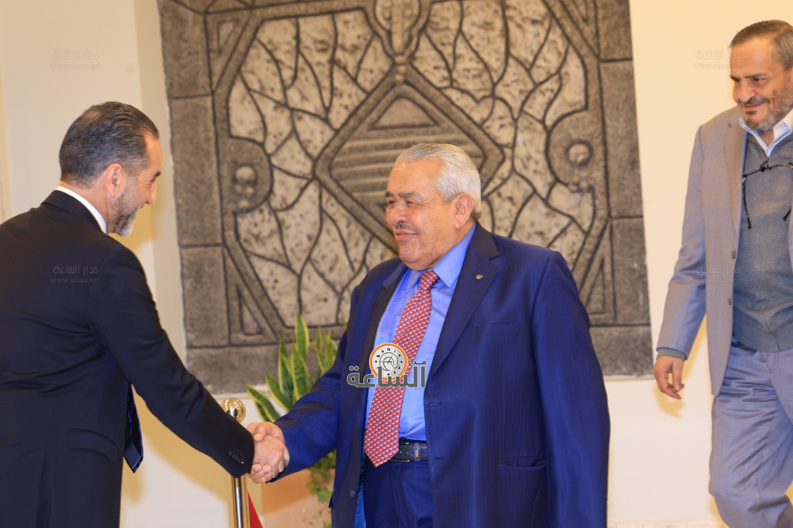 Madar Al-Saa Images 0.953197505818169