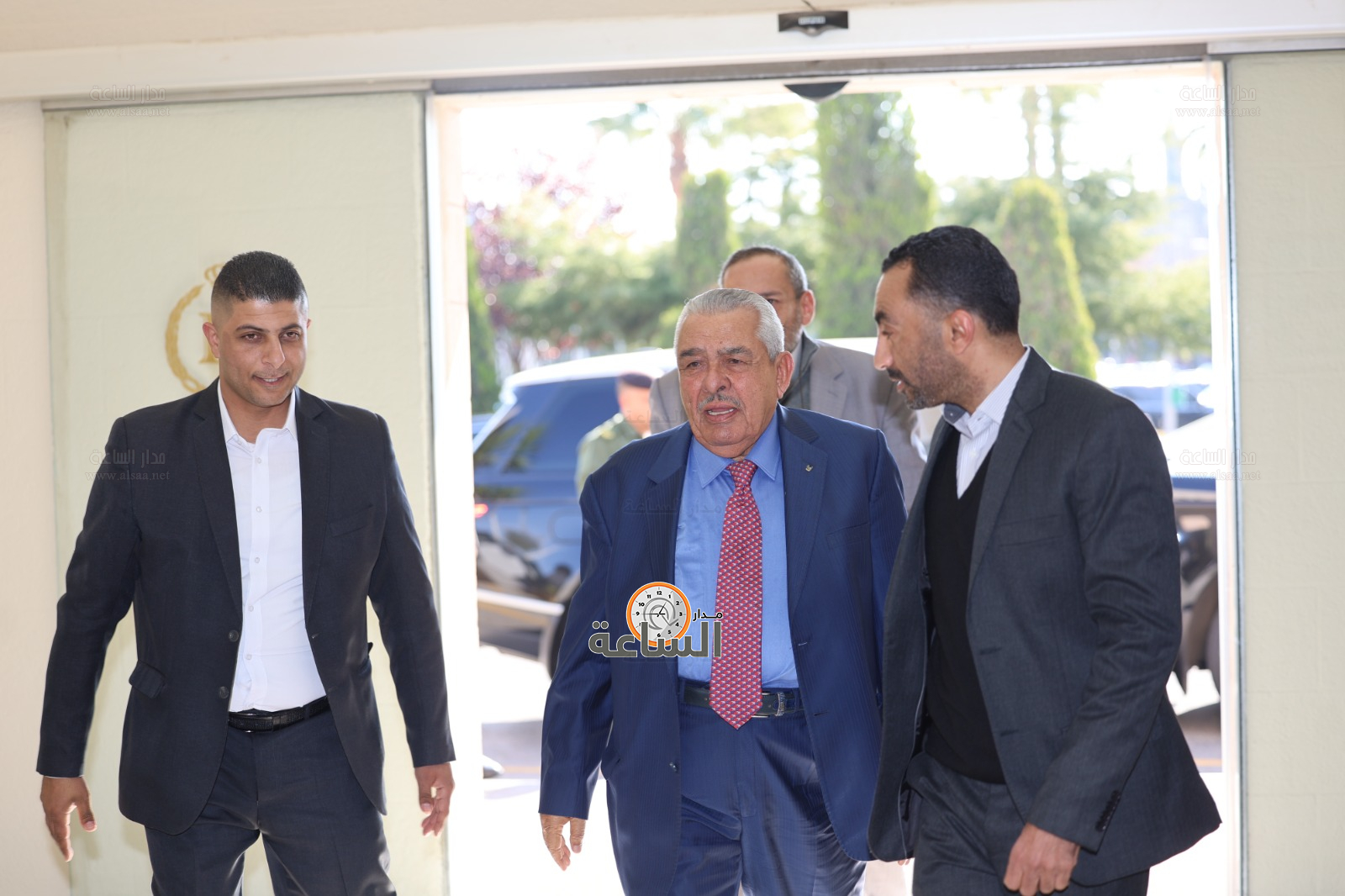 Madar Al-Saa Images 0.942674052198993