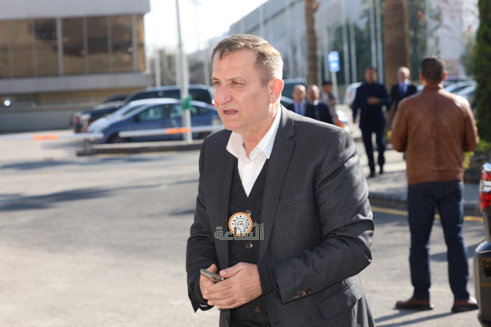 Madar Al-Saa Images 0.8791719148750693