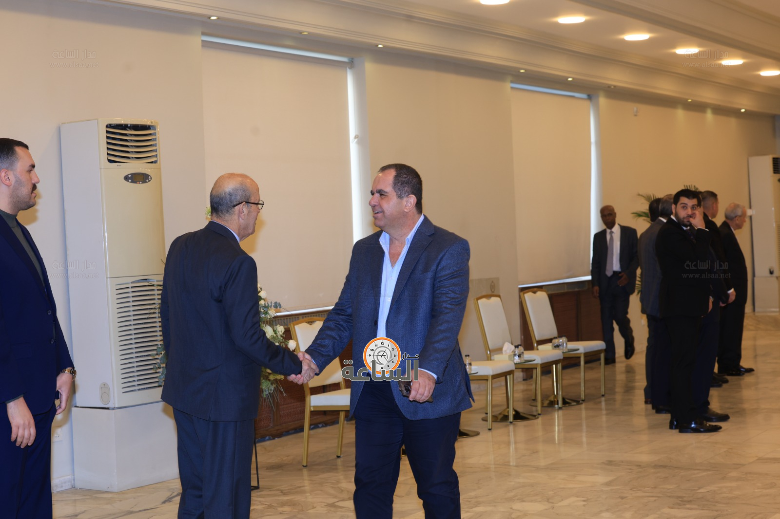 Madar Al-Saa Images 0.4557714680502555