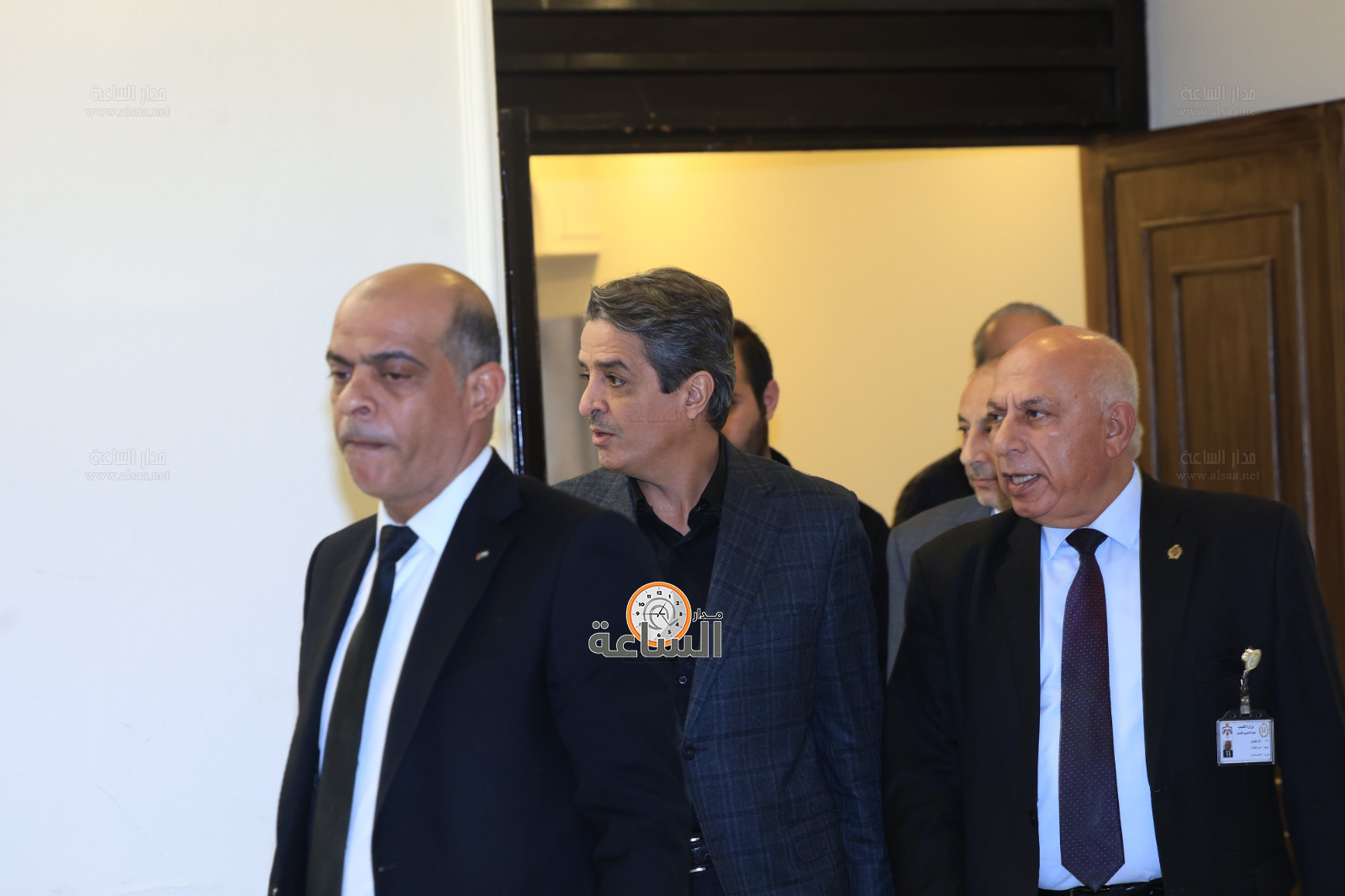 Madar Al-Saa Images 0.97065260324374