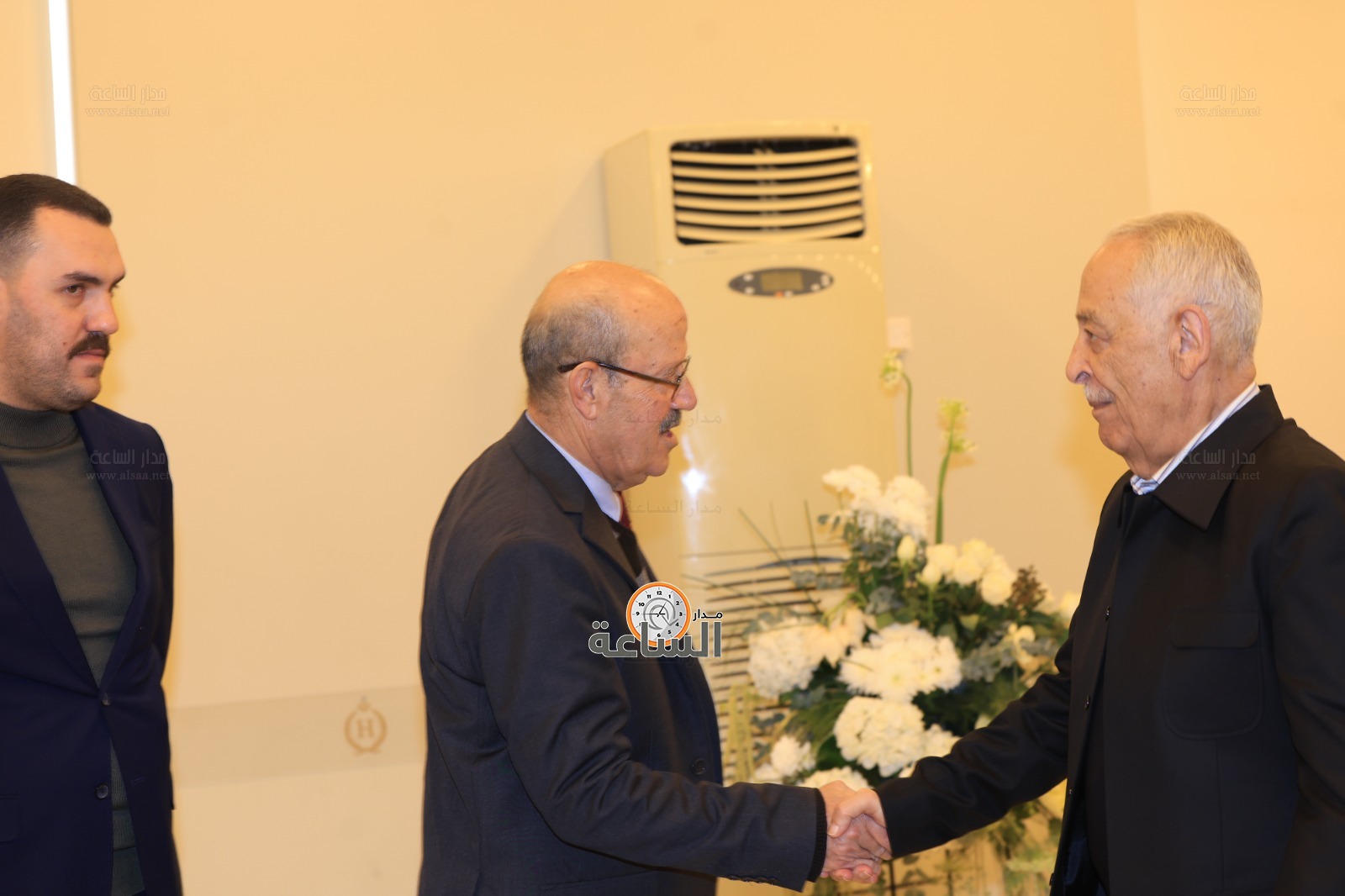 Madar Al-Saa Images 0.8194289925028506