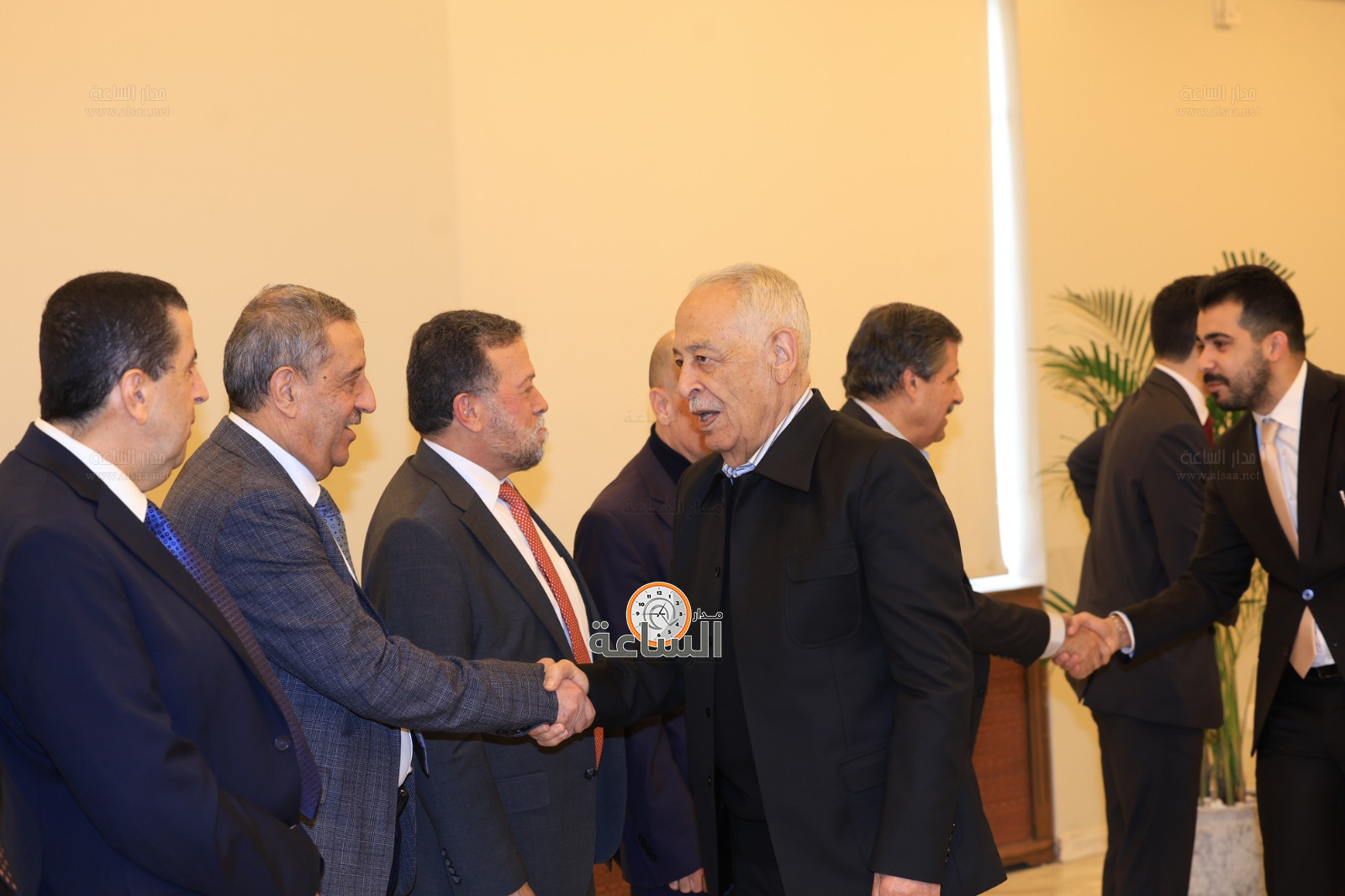 Madar Al-Saa Images 0.7308487973812492