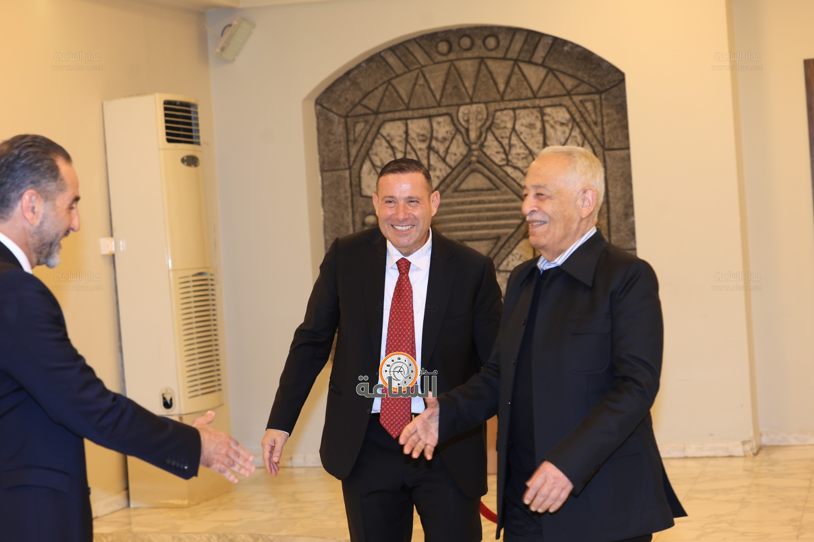 Madar Al-Saa Images 0.545083241707339