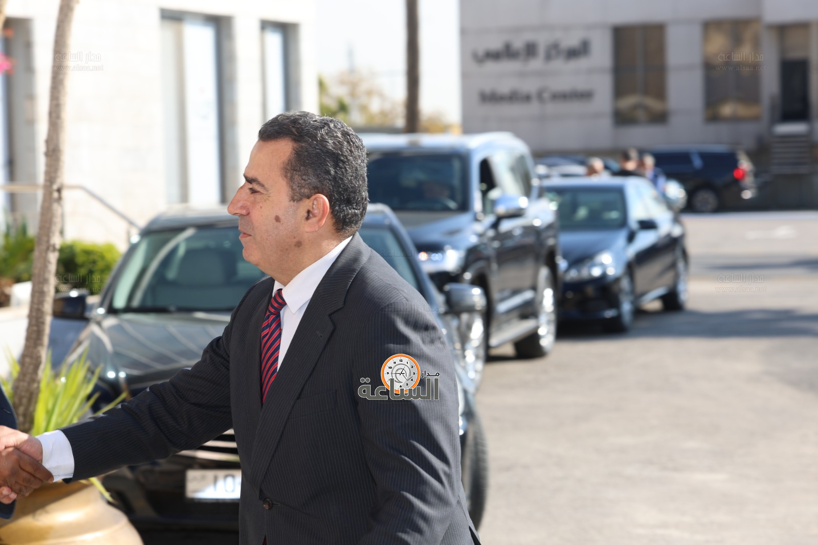 Madar Al-Saa Images 0.820045979869048