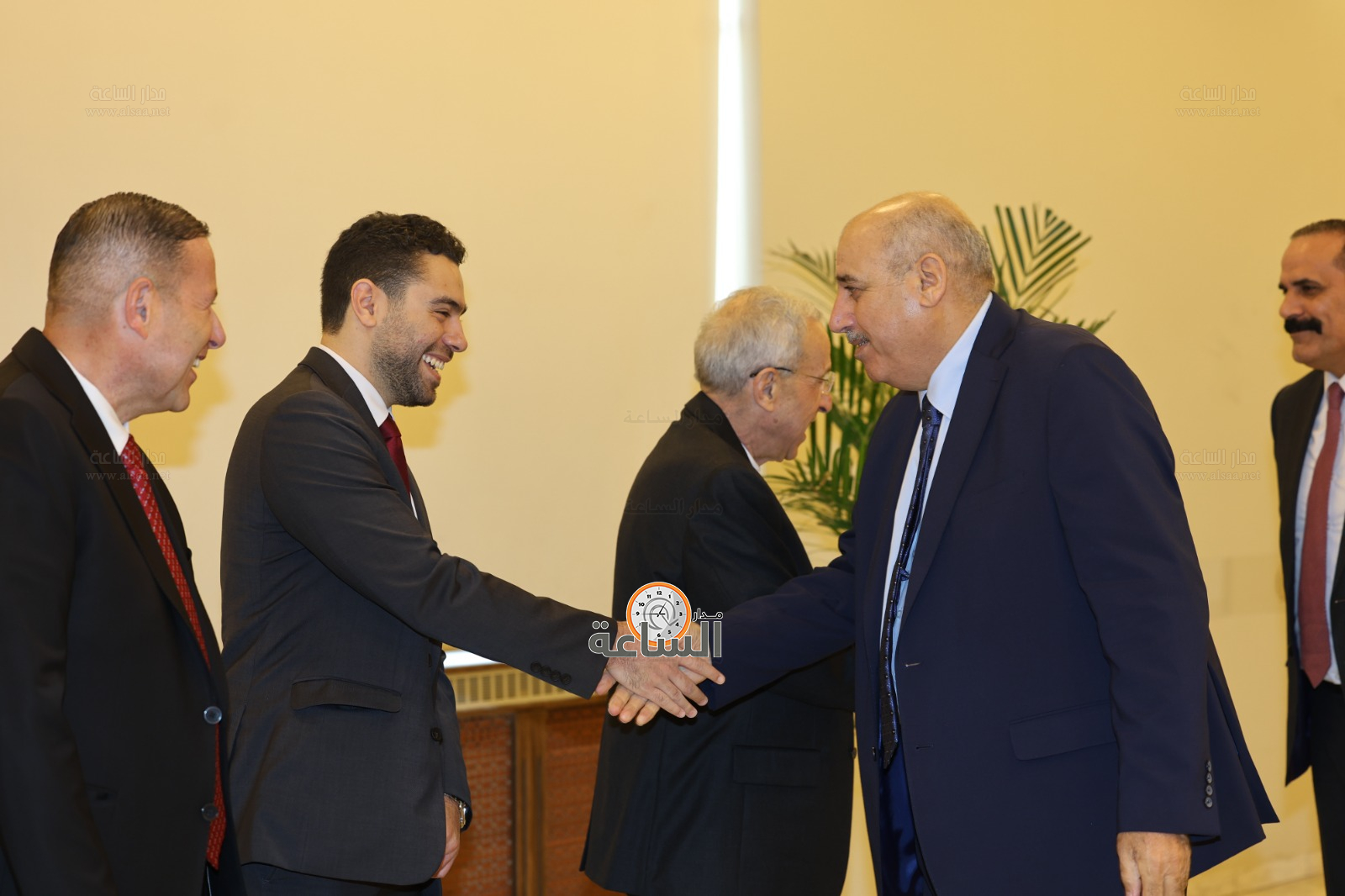 Madar Al-Saa Images 0.6339062124681702