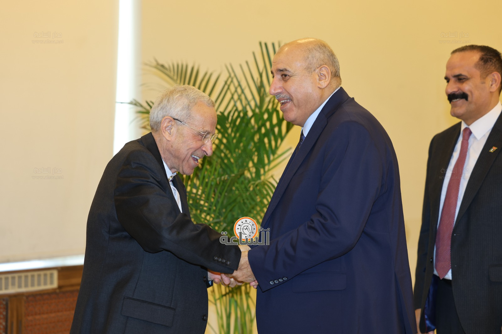 Madar Al-Saa Images 0.4260975093020464