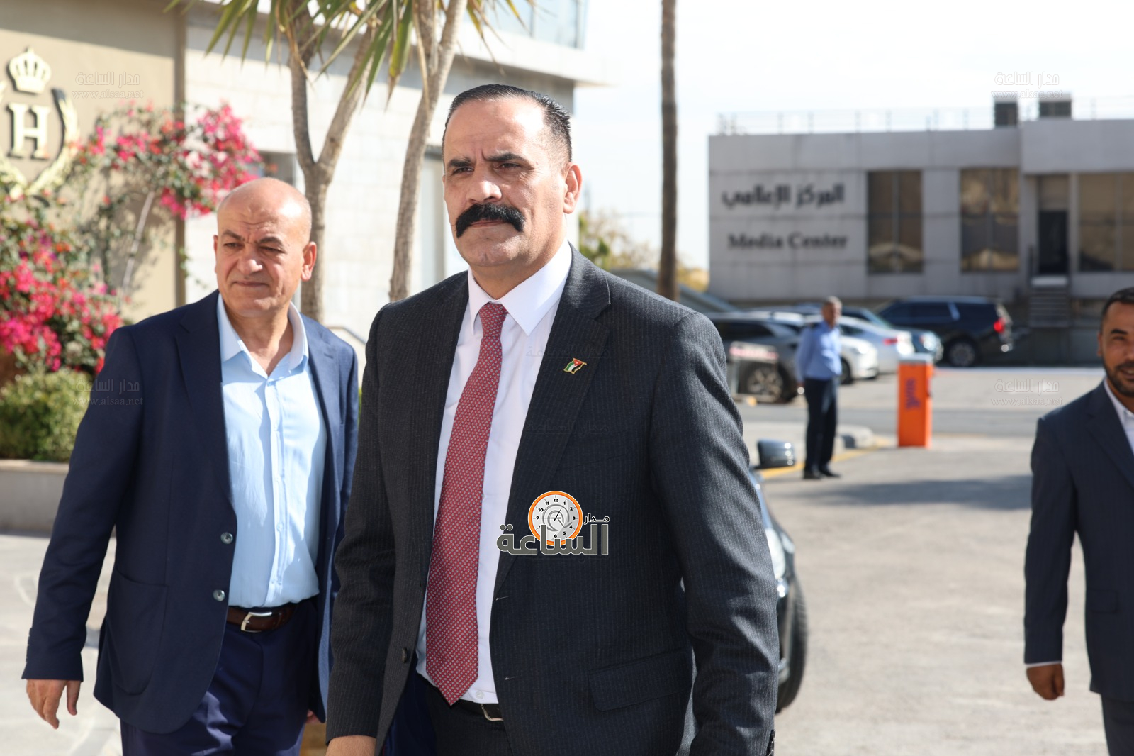 Madar Al-Saa Images 0.018947407212046463