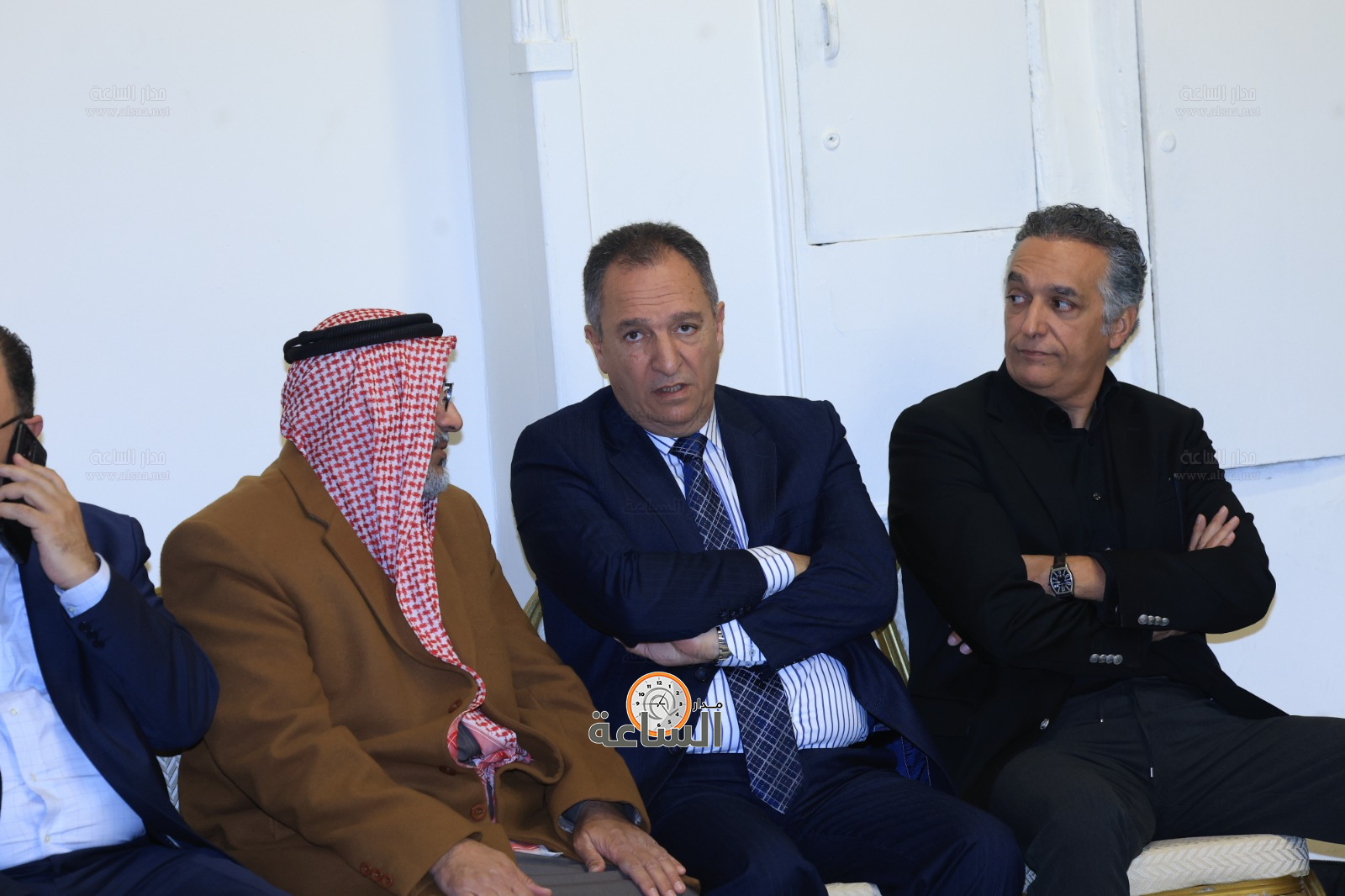 Madar Al-Saa Images 0.7364041886440892