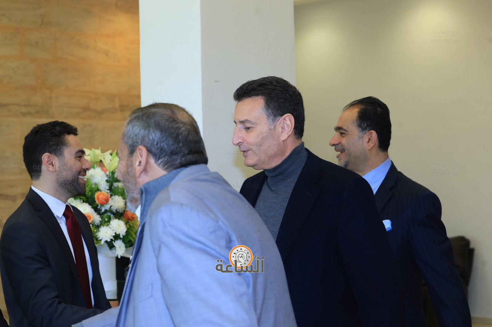 Madar Al-Saa Images 0.8002195513160689