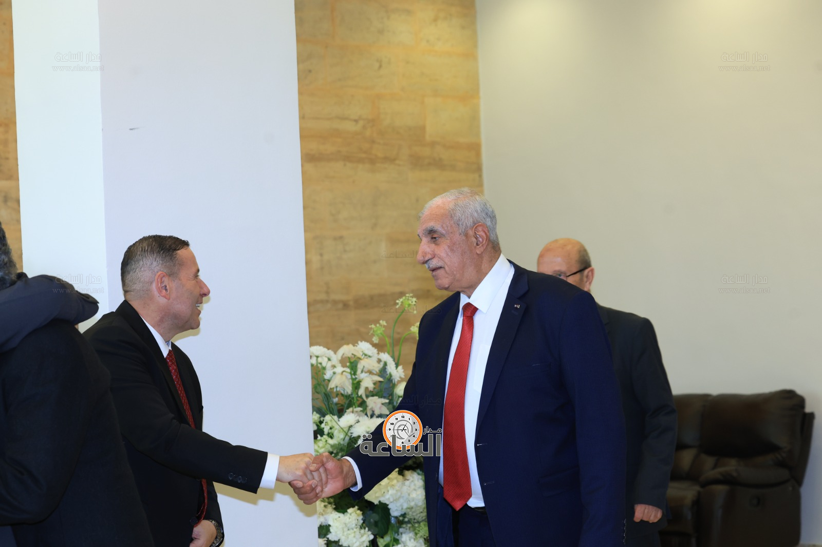 Madar Al-Saa Images 0.9958348451958189