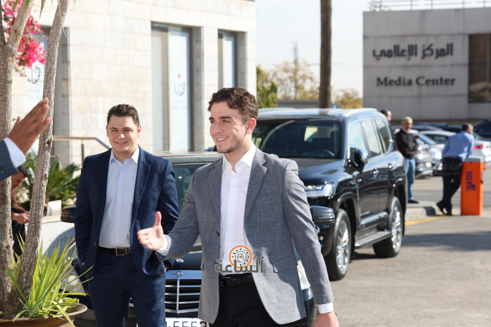 Madar Al-Saa Images 0.2969832836980829