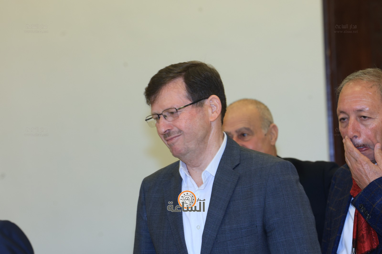 Madar Al-Saa Images 0.7570913817608403