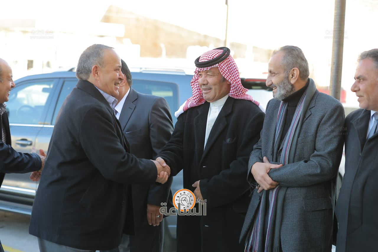 Madar Al-Saa Images 0.8418769810857041