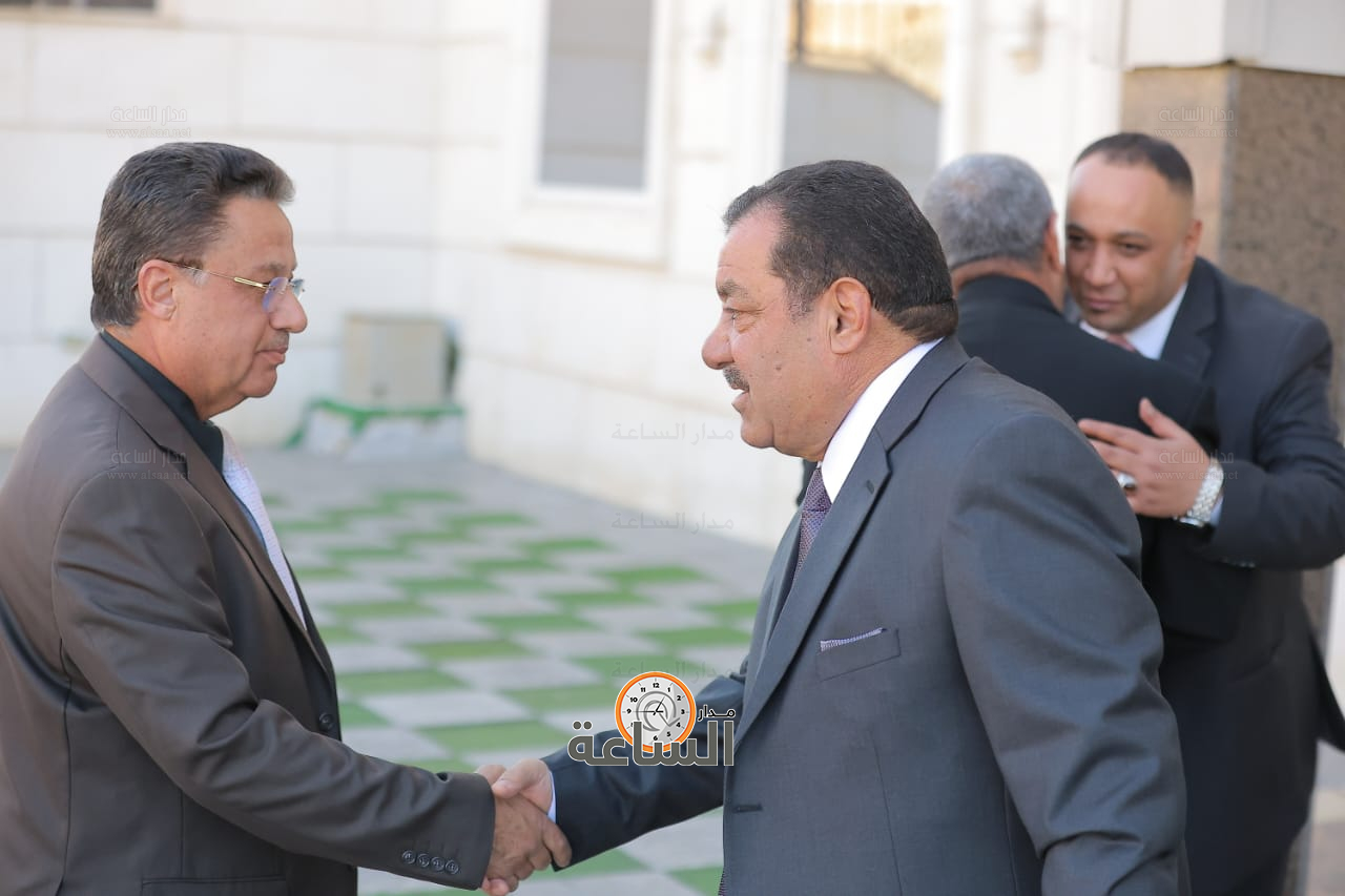 Madar Al-Saa Images 0.9714689624547576