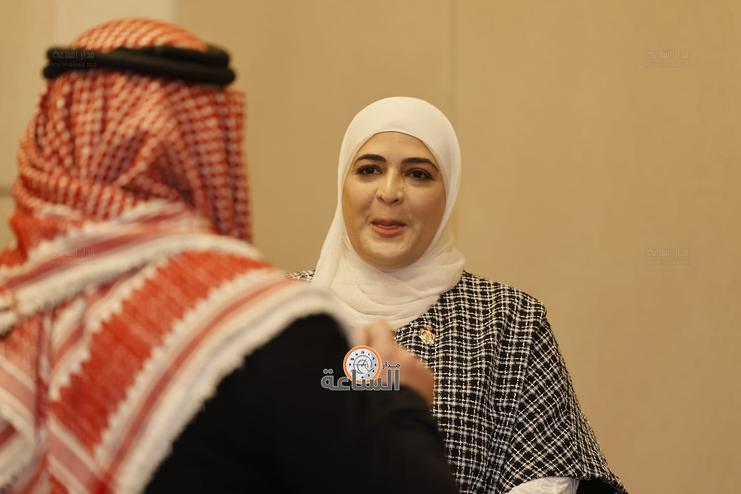 Madar Al-Saa Images 0.15475029313538236