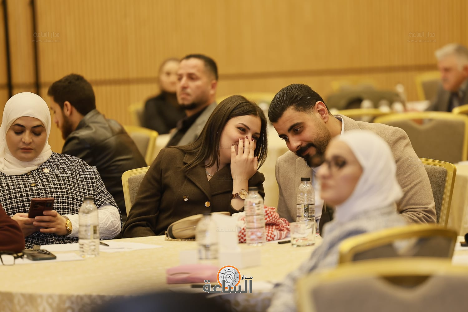 Madar Al-Saa Images 0.48497993513131865