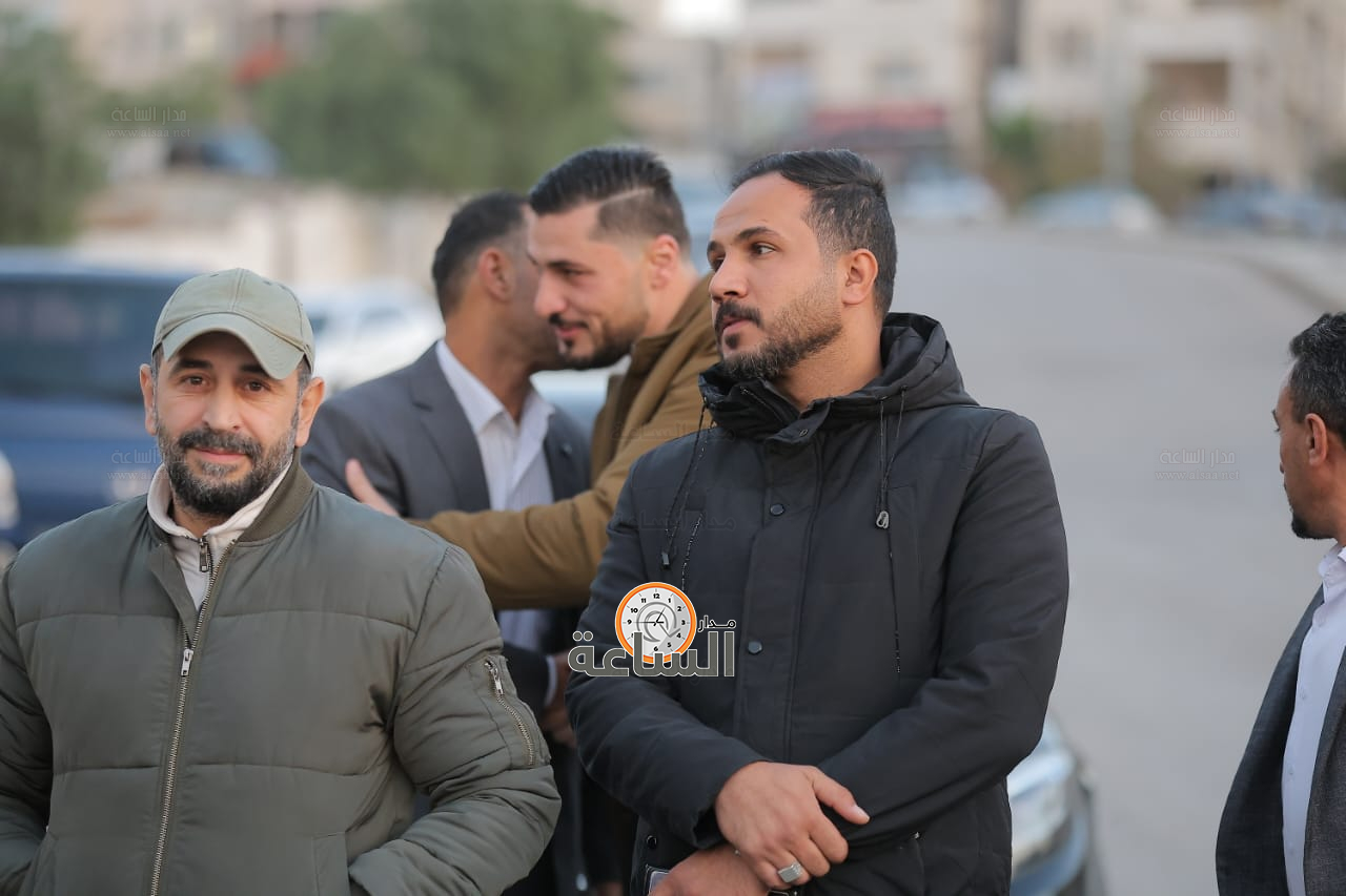 Madar Al-Saa Images 0.7001288463982217