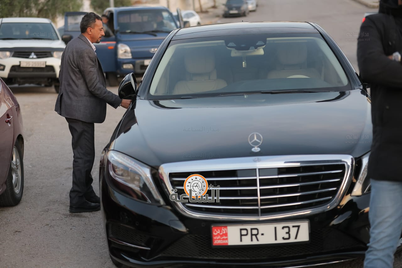 Madar Al-Saa Images 0.3168943659167871