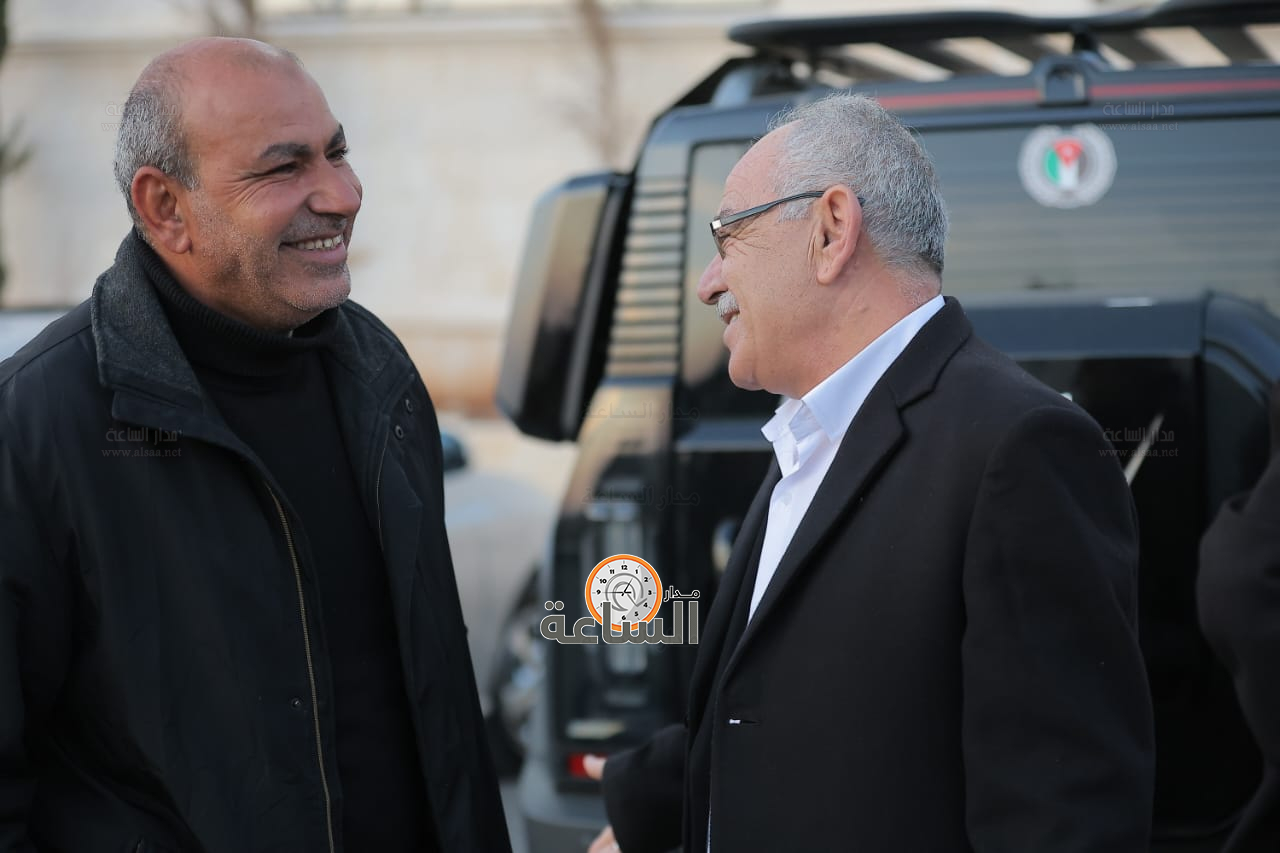 Madar Al-Saa Images 0.9141094614879858