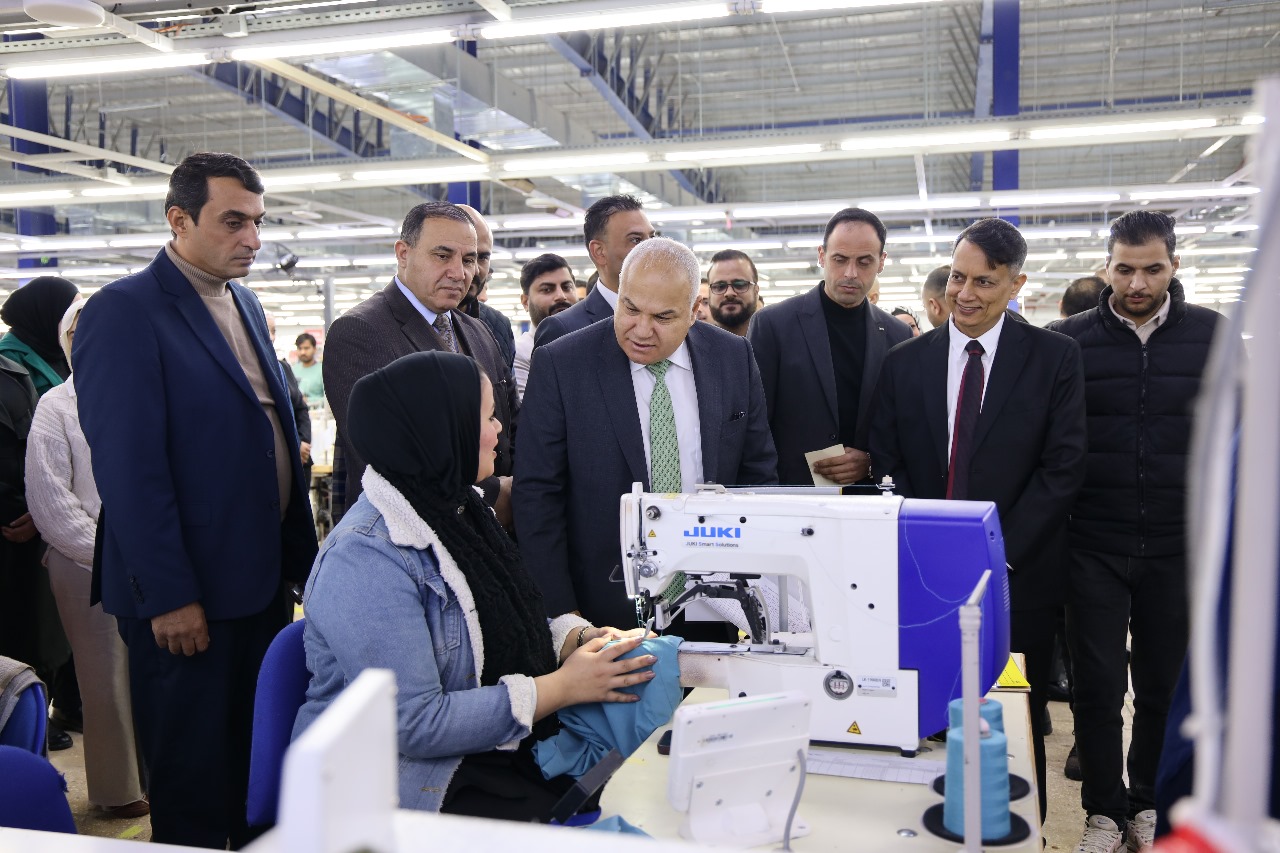 Madar Al-Saa Images 0.9802922619797937