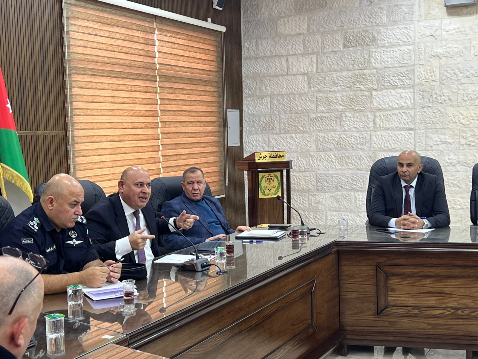 Madar Al-Saa Images 0.488098989991124