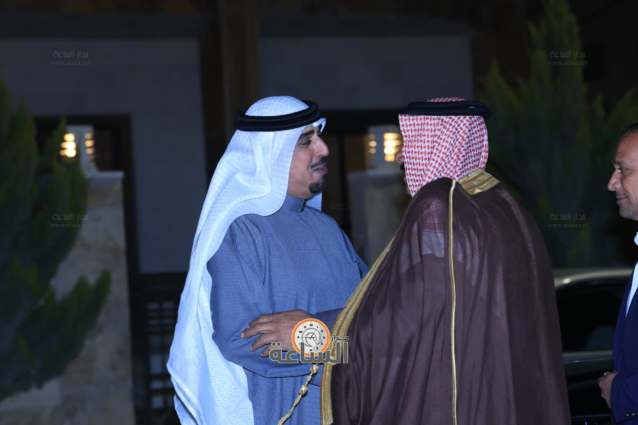 Madar Al-Saa Images 0.699365323605925