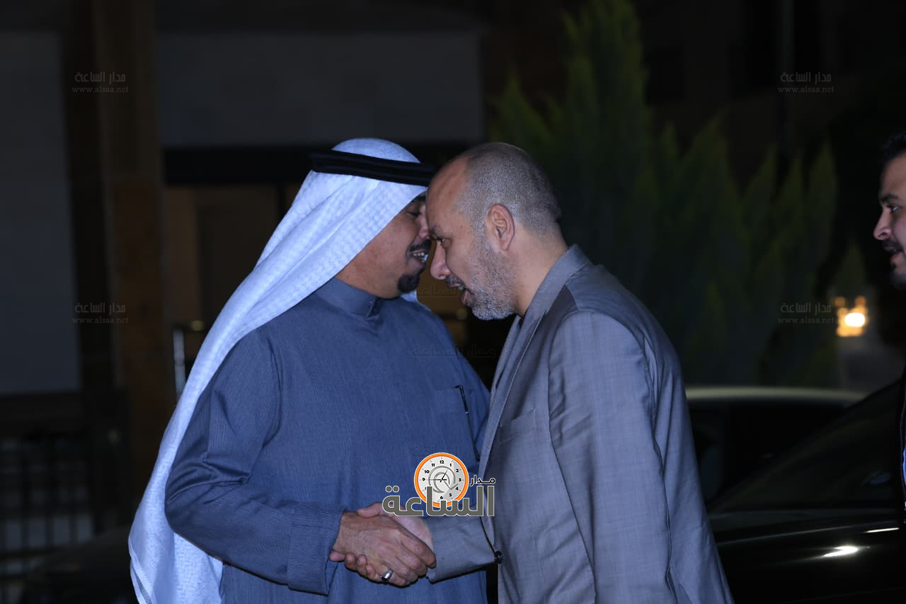 Madar Al-Saa Images 0.938963853843886