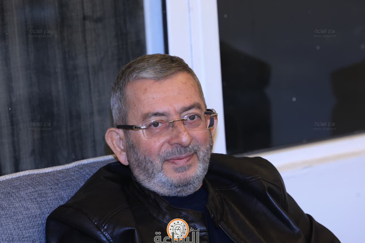 Madar Al-Saa Images 0.3253925905812627