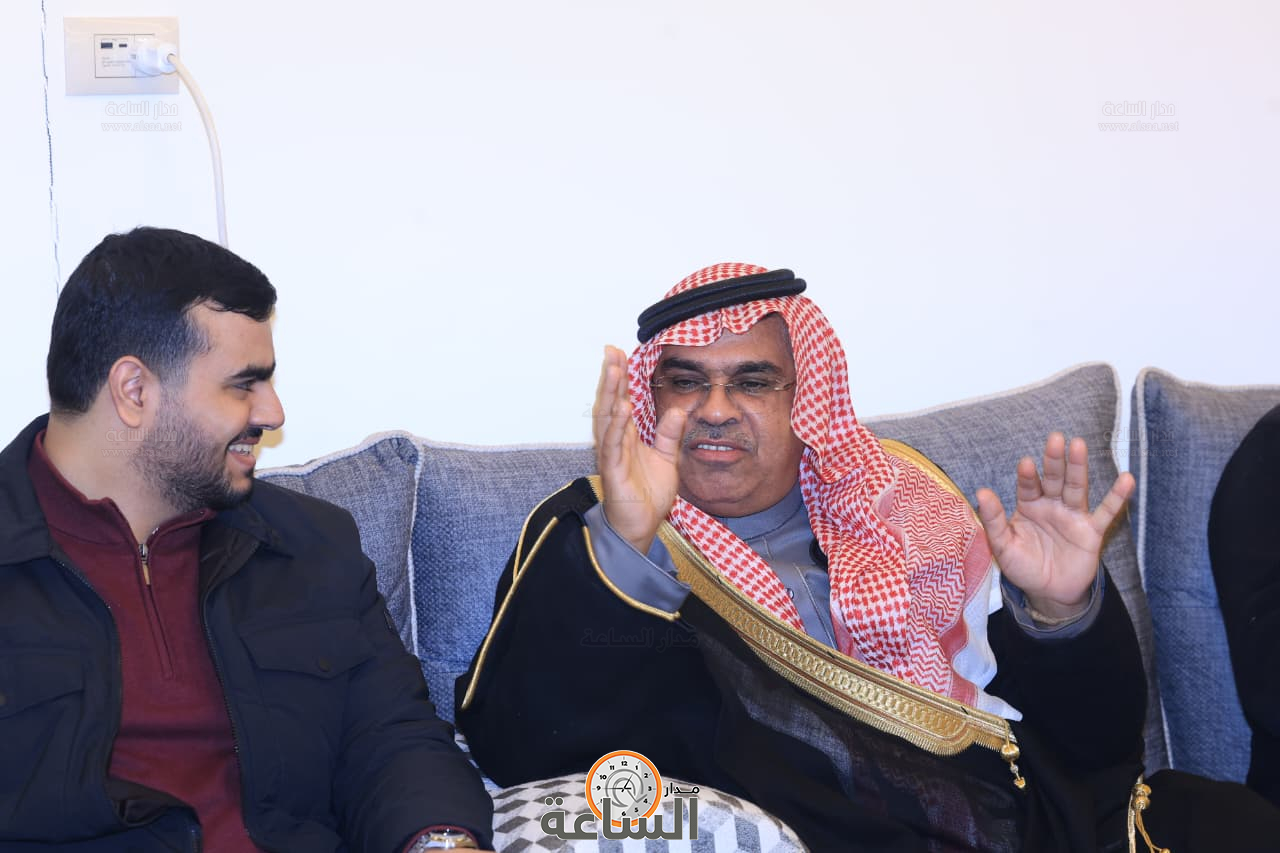 Madar Al-Saa Images 0.41310551846217325