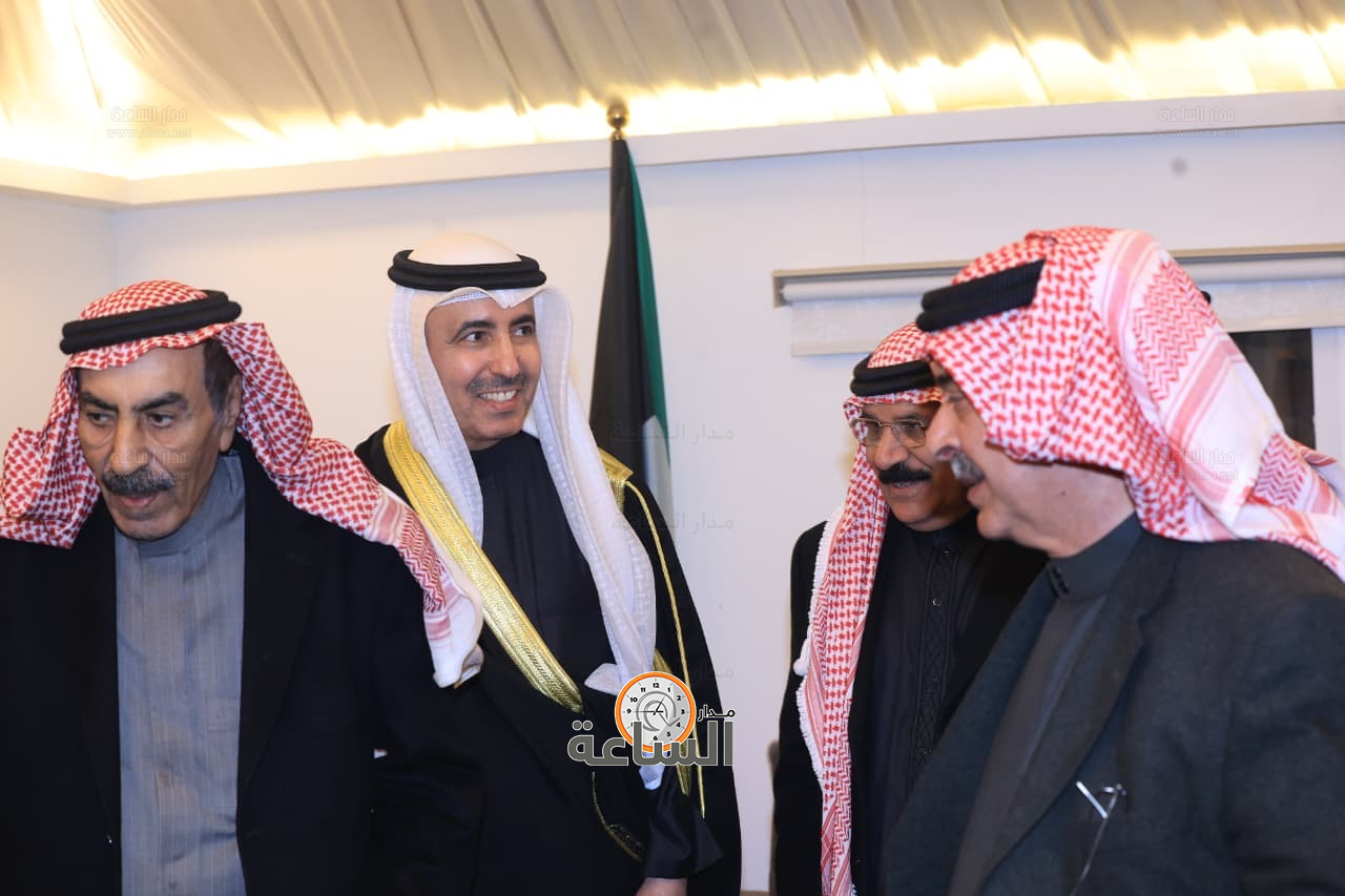 Madar Al-Saa Images 0.6756541917159049